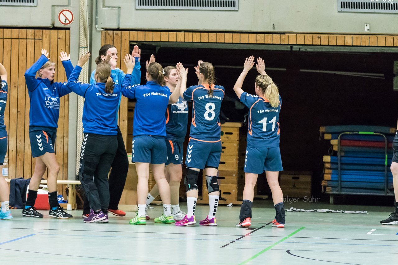 Bild 130 - Frauen Bramstedter TS - TSV Wattenbek 2 : Ergebnis: 20:24